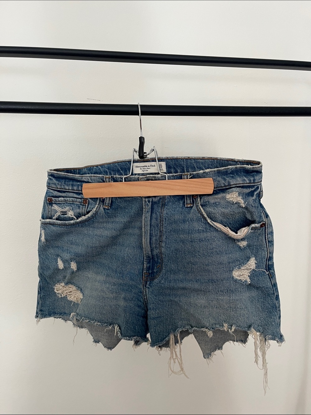 Abercrombie & Fitch Curve Love The Mom Short High Rise Light Blue Denim Shorts